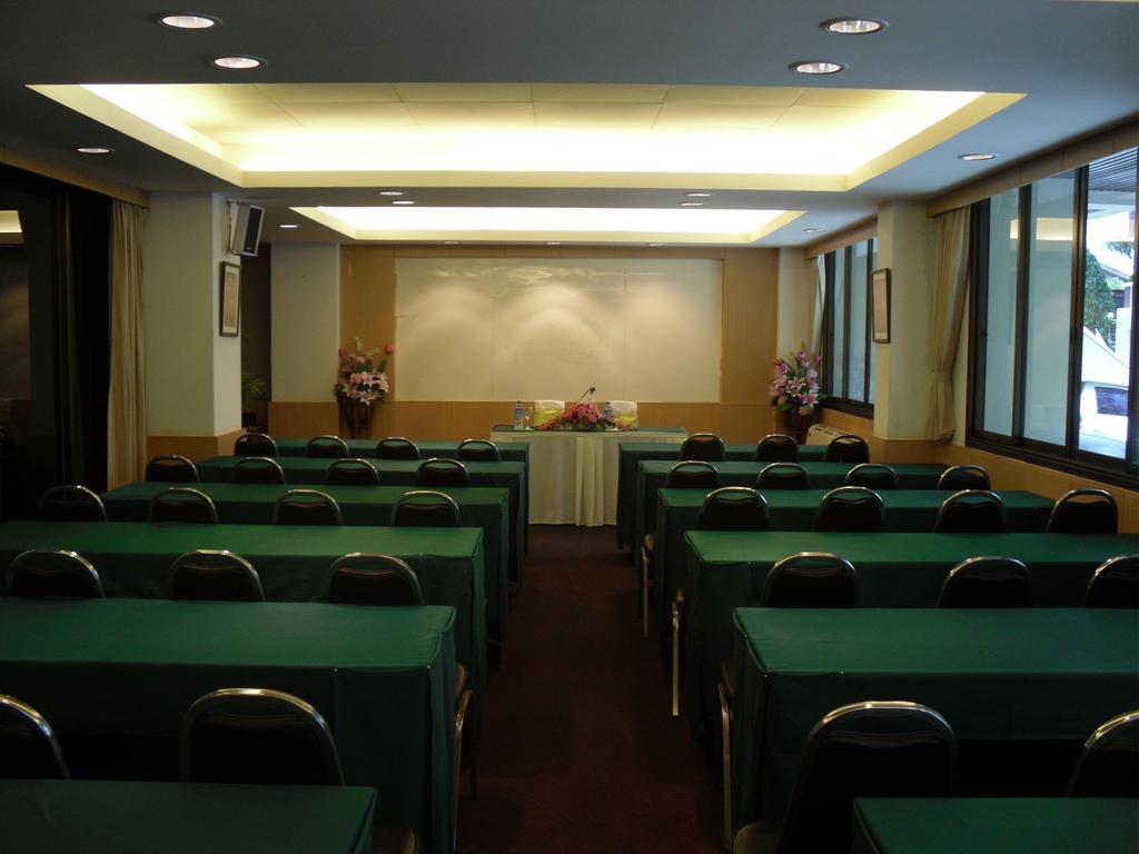 P Park Residence Charansanitwong Bangkok Kültér fotó